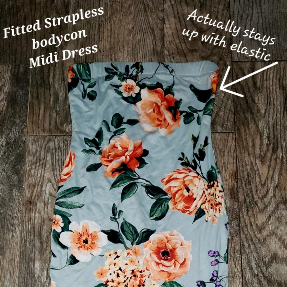 Fitted Bodycon Midi dress Straples & Stays up beautiful! Small